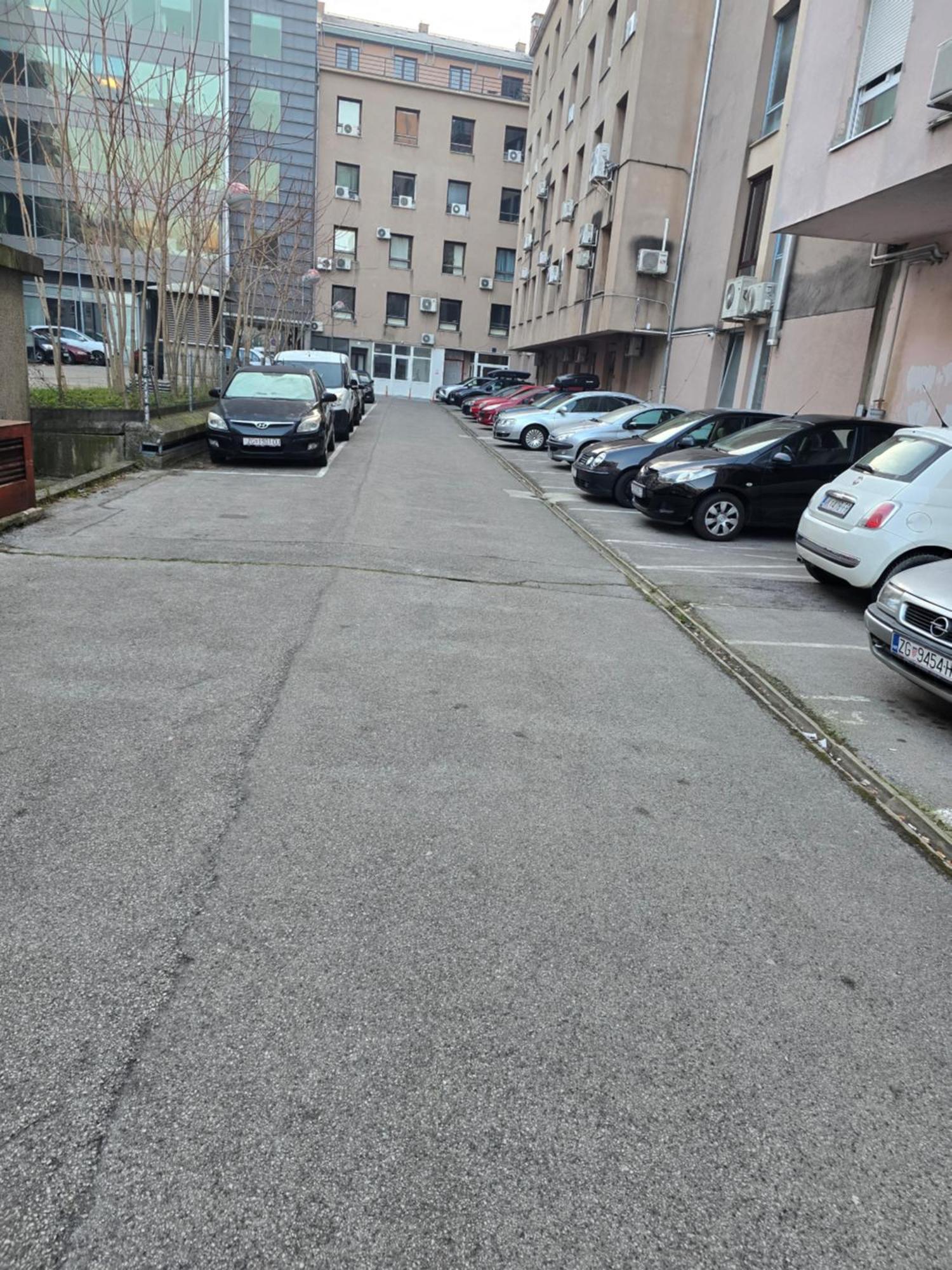 Apartman Zagreb Cca 42M2 With Free Parking Экстерьер фото